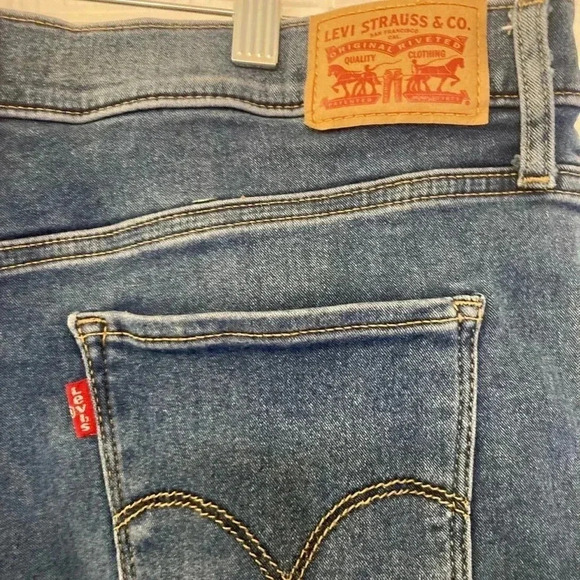 LEVI’S high rise super skinny size 31, raw  hem​ - Picture 4 of 6